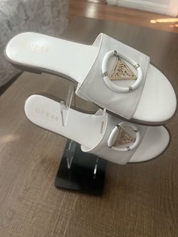 GUESS sandals, size M 8, but they are perfect for a  🦶🏻7 1/2.