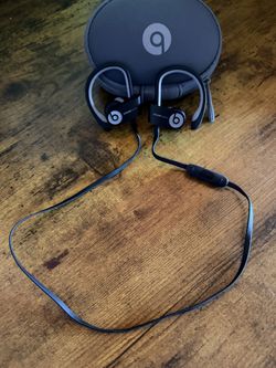 Beats Powerbeats3 Wireless Bluetooth Headphones w/ Case