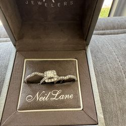 Engagement Ring With 2 Bands 