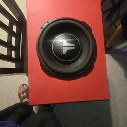 JL Audio 12TW3-D4 Subwoofer In Box $350 Or Trade