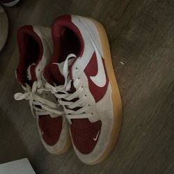 Nike Mens 8