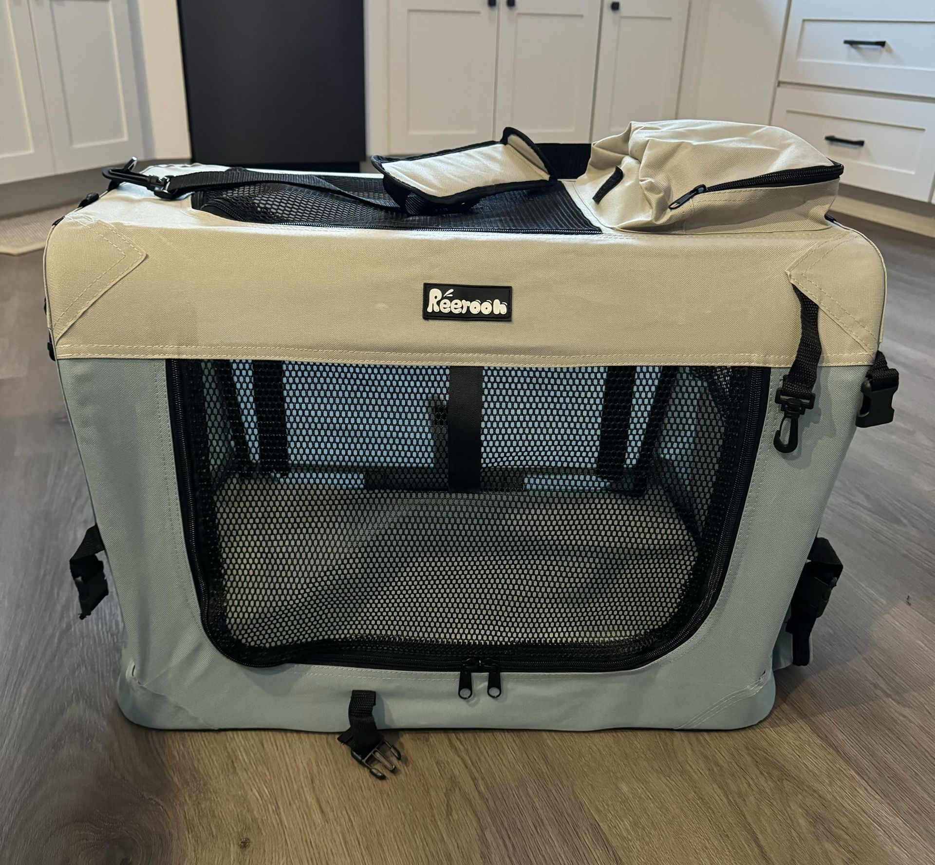 Pet Carrier Large Blue Dog/Cat Soft Crate 24 x 17 x 17