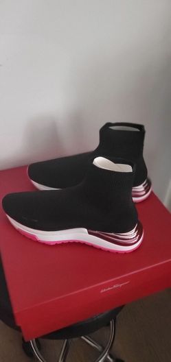 Authentic FERRAGAMO Ninette Knit Sock Sneakers - Black/Pink - Size 5.5