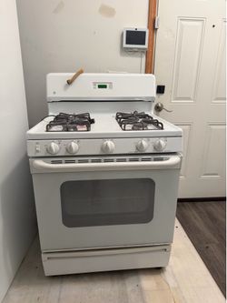 Gas stove