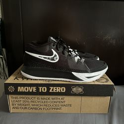 Nike Kyrie Flytrap