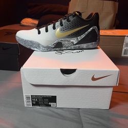 Kobe 9 EM Mambacita Size 10.5