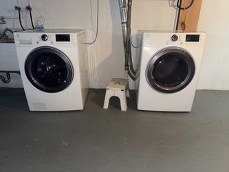 Kenmore washer and gas dryer