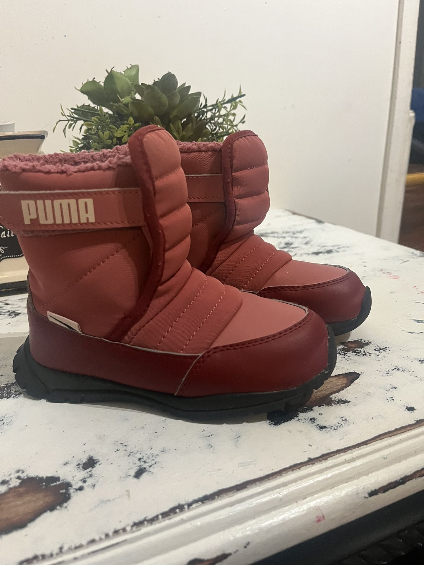 Snow Boots Puma For Girls Size 9c