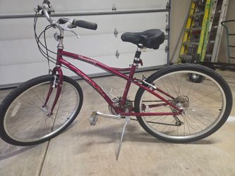 Fuji Monterey womens bike