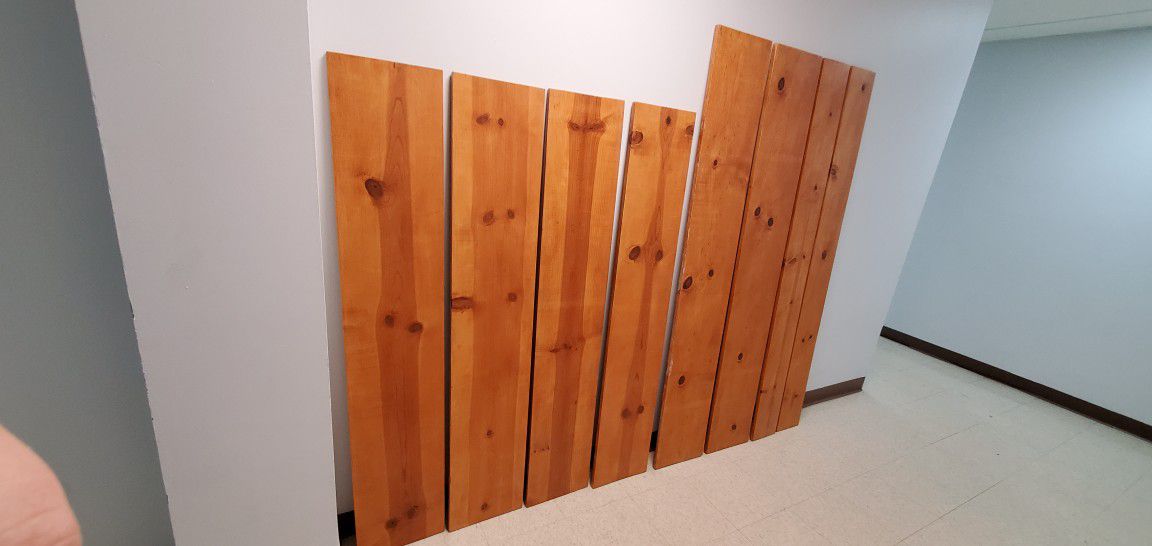 Wood shelves different sizes planks