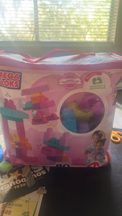 Mega blocks