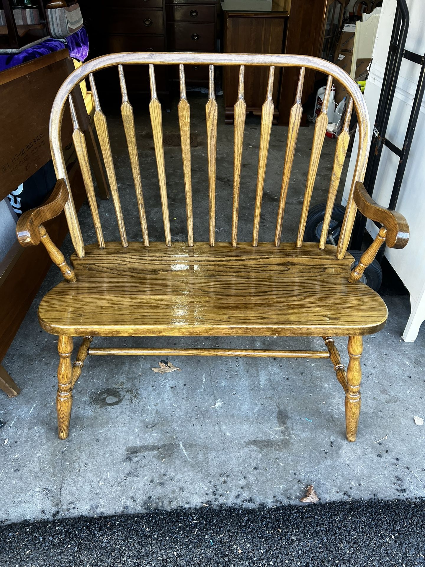 Beautiful solid oak settee.