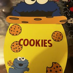 Custom Centerpiece & invitation