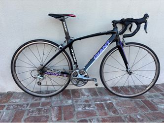 Ful Carbón Giant zise   S.  2X10 spd Chimano ultegra Grup