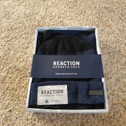 Kenneth Cole Beanie And scarf Set 