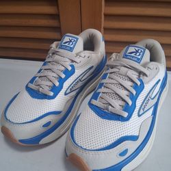 New Brooks Ghost Max SE Limited Edition Women's Sneaker * Size: 7 (Medium)