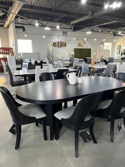 Stunning black finish oval dining set w/ultra sleek design chairs