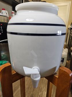 Water Crock and Stand