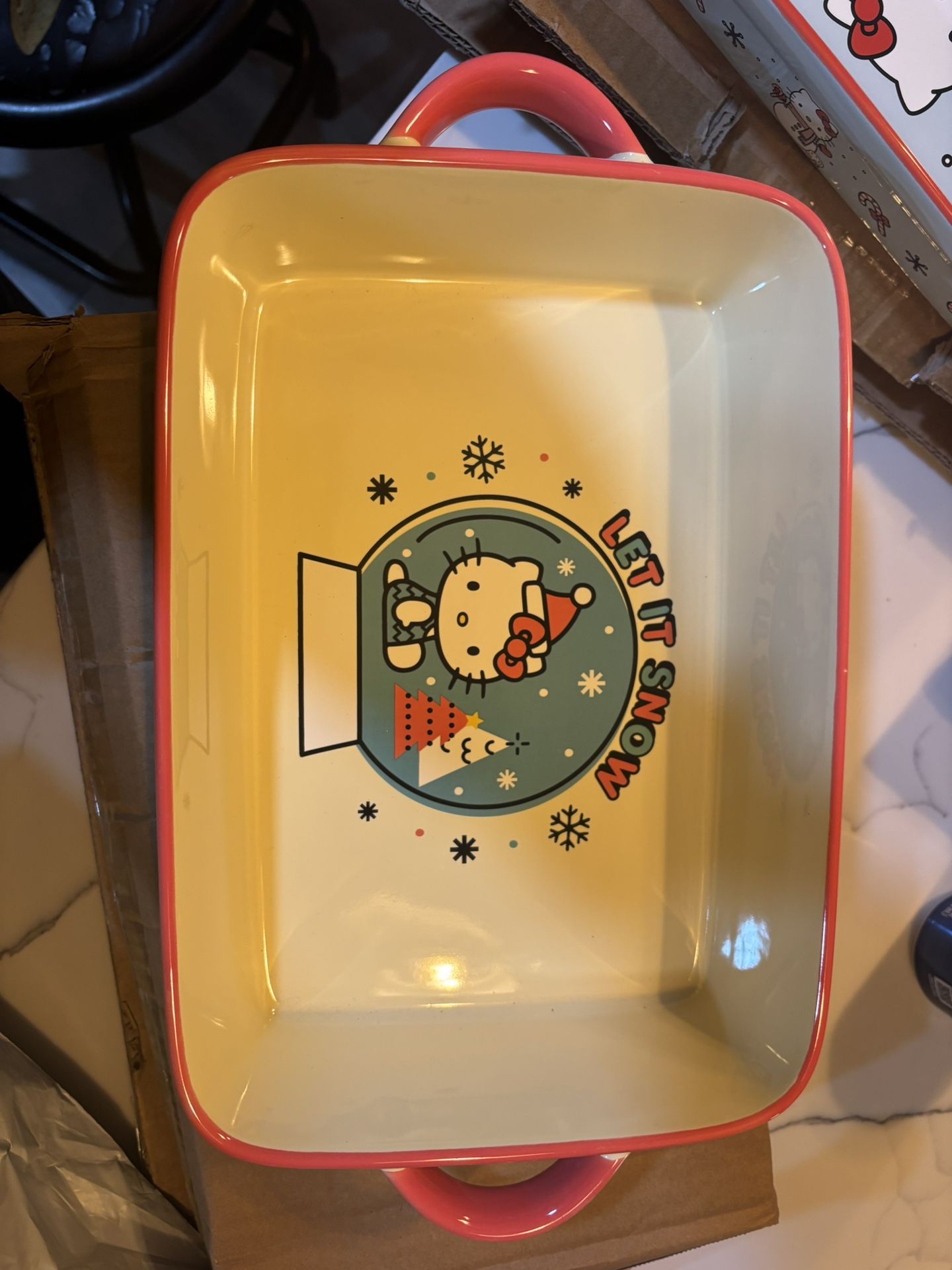 hello kitty rectangular baker