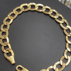 10kt Gold Cuban Bracelet 