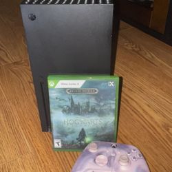 Xbox Series X With Controller And Hogwarts Legacy 
