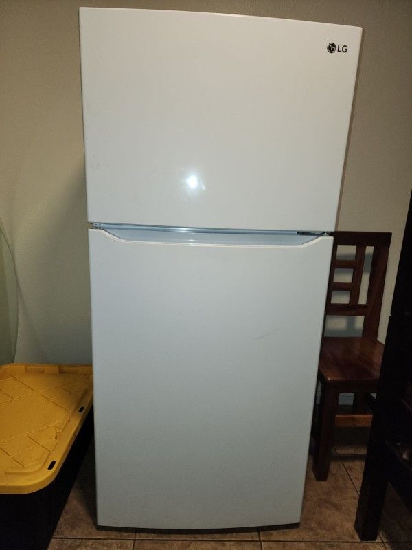 LG Refrigerator 