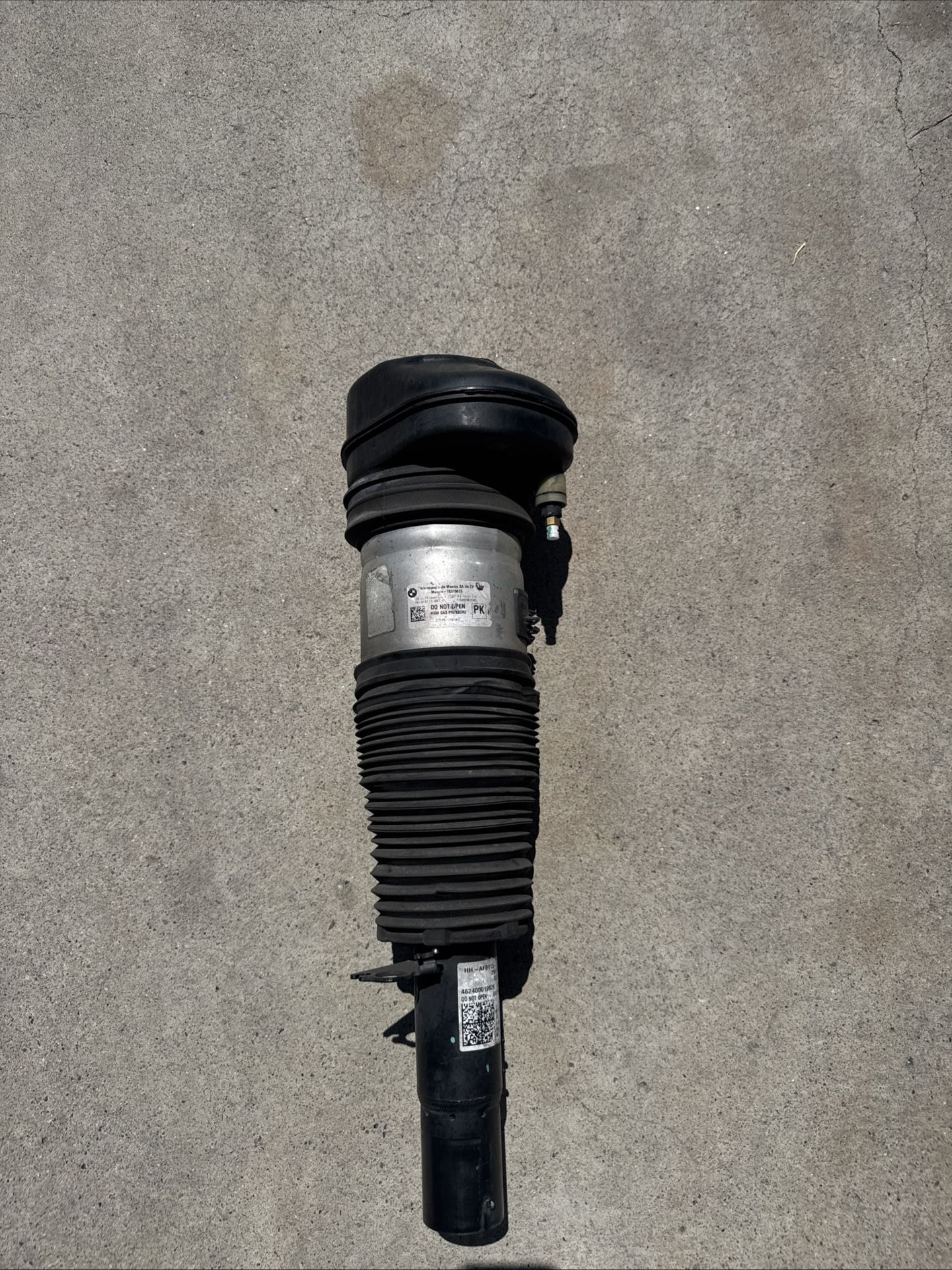 2019 2020 - 2023 BMW X7 G07 FRONT LEFT AIR STRUT SHOCK ABSORBER OEM