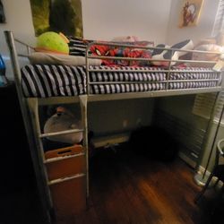 LOFT / BUNK BED SOLID