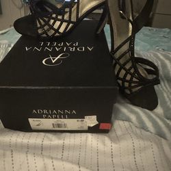 Women's Black Heels: Adrianna Papell