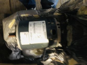 Electric motor ,new. Paid $550 ,