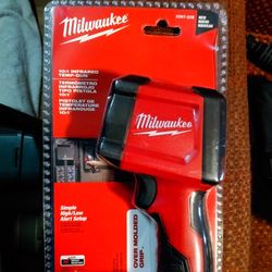 Milwaukee 10:1 Infrared Temp-Gun