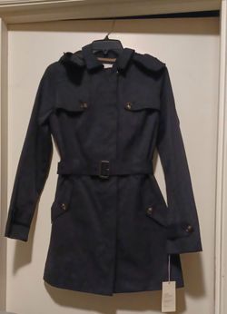 New Trench coat waterproof women's size small