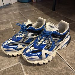 Balenciaga Track2