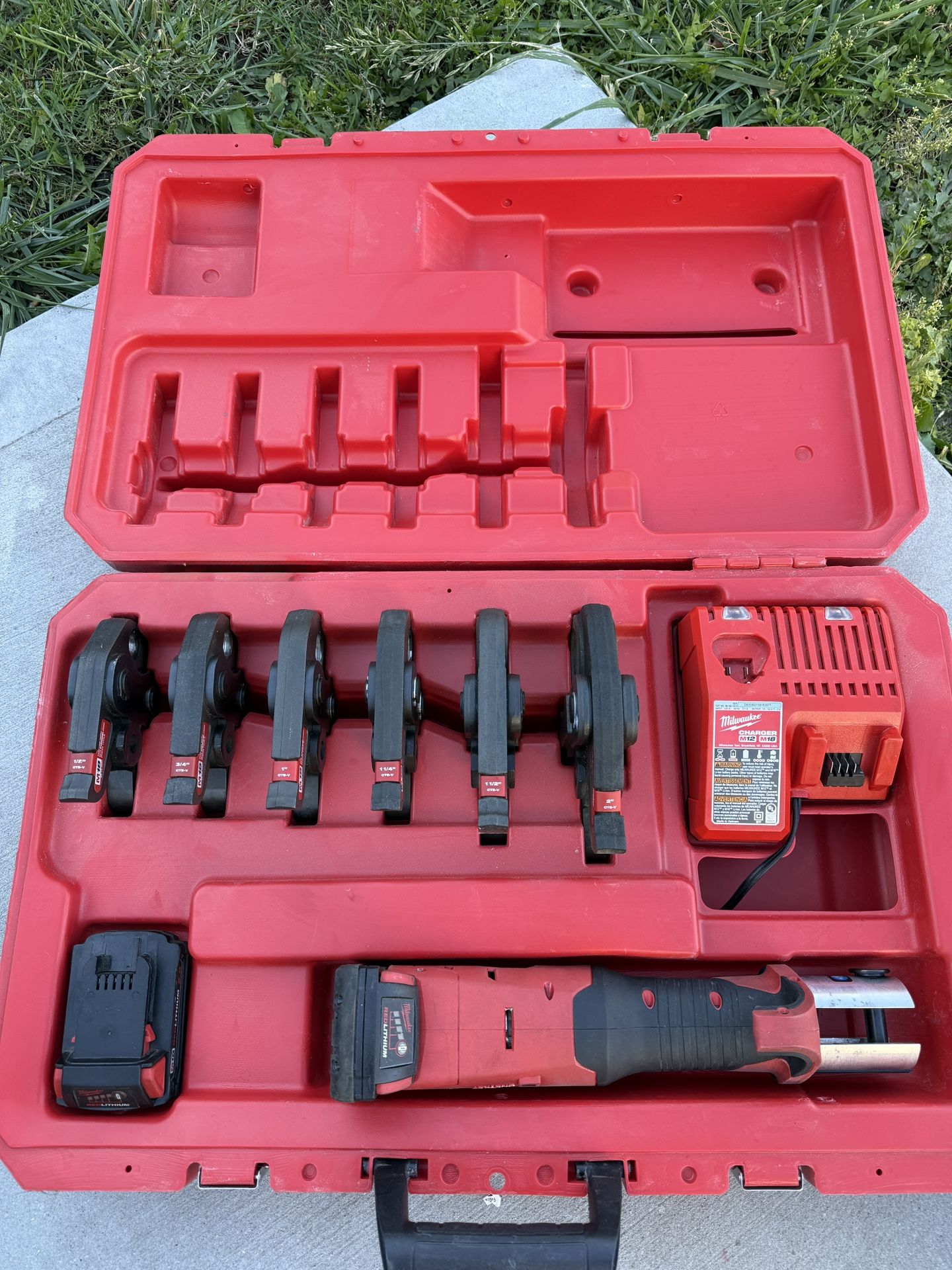 M18 18-Volt Lithium-Ion Brushless Cordless FORCE LOGIC Press Tool Kit with 1/2 in. - 2 in. Jaws Kit (6-Jaws Included)