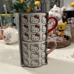 Hello Kitty Ceramic Mug Set