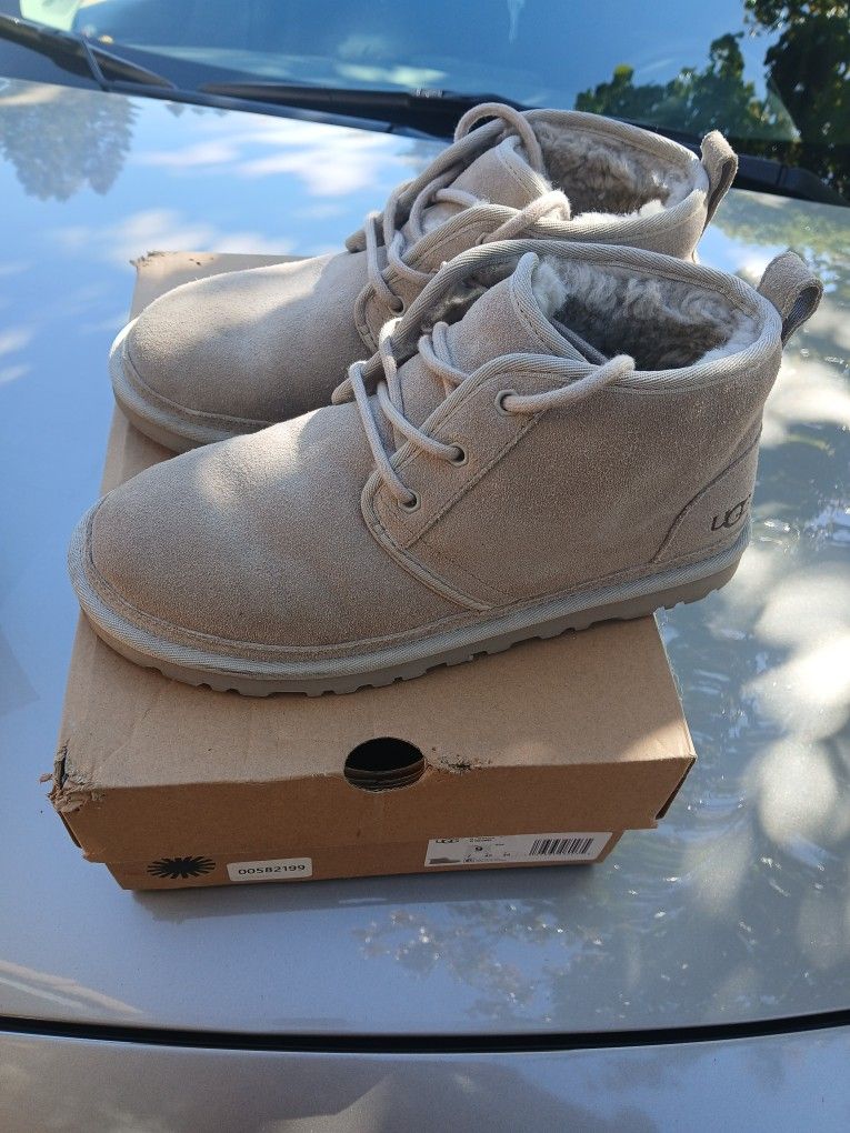 Women's UGGS