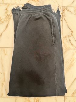 Size S | Balenciaga Sweatpants distressed hem