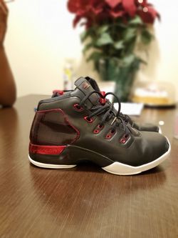 Jordan retro 17 bulls size 9