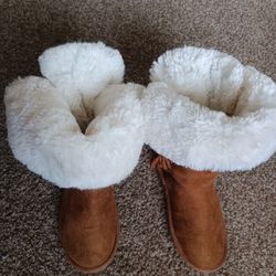 Girls Boots Size 6.5 $20