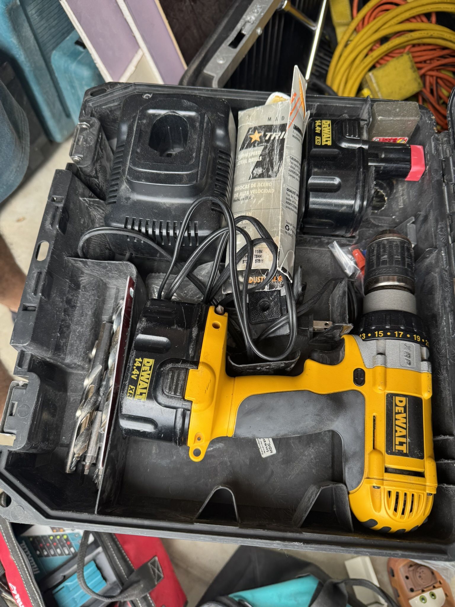 Dewalt