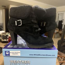 White Mountain “Airborne” Black Suede Heeled Ankle Boots – Size 11