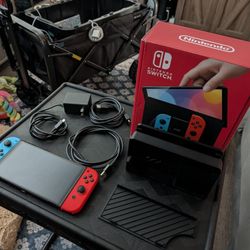 Nintendo Switch OLED Bundle (Like New) + 512GB SD + Pro Controllers
I