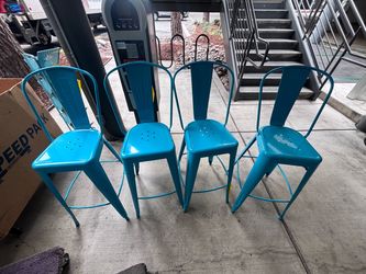 🔥 Set of 4 Flash Furniture Metal Bar Stools – Teal Blue 🔥