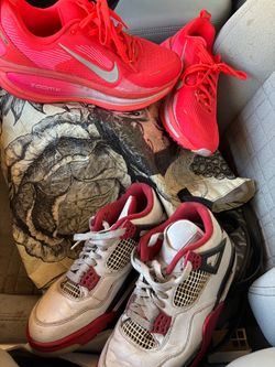 Nike ZoomX & Air Jordan 4 Sneakers Bundle