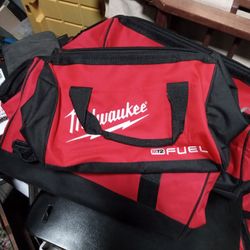 Milwaukee Small Contractor Bag