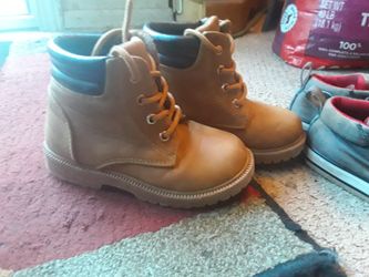 Kids boots