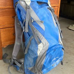 Trail Backpack 