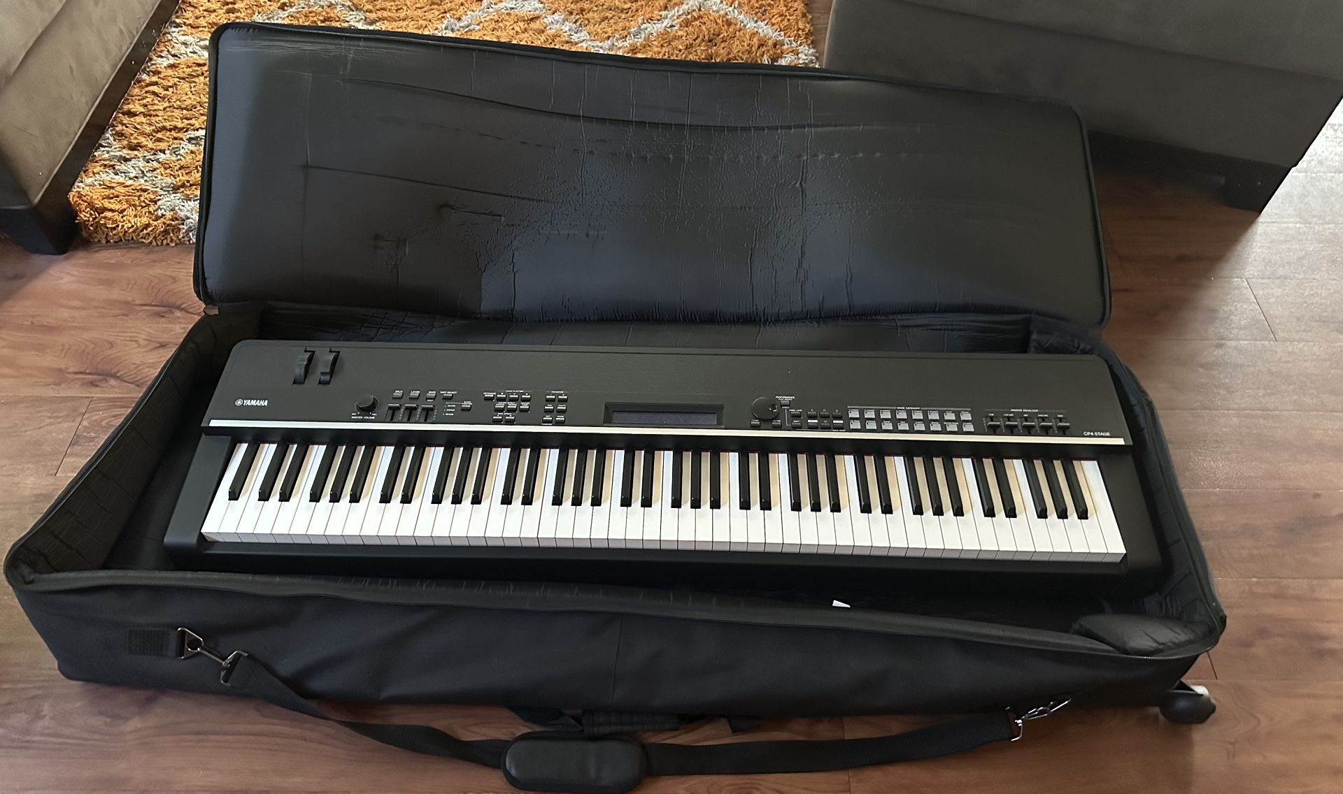 Yamaha CP4 Stage Piano - 88 Keys