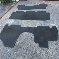 Honda Odyssey carpets 2012