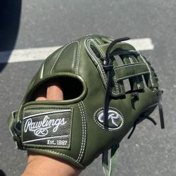 Rawlings 12.25 - Military Green Baseball Glove